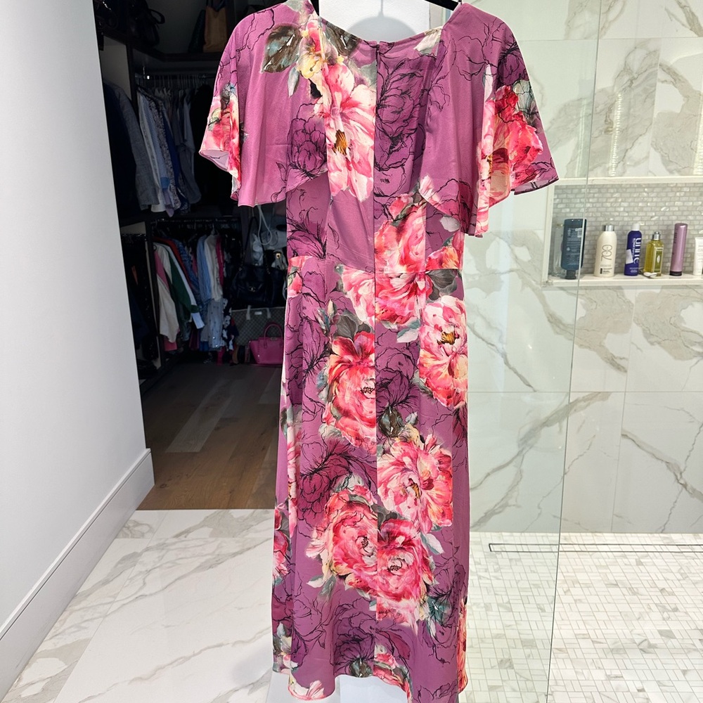 Beautiful 💯 silk dress.